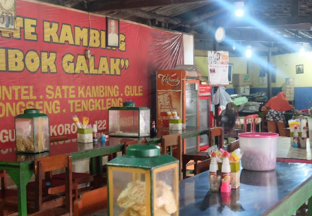 Review Restoran Sate Kambing Legendaris di Kota Solo